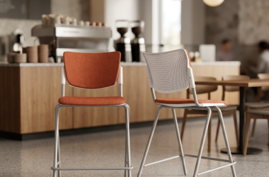 La Mia-cushion cafe